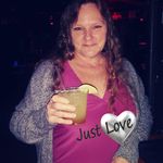 Connie Welsh Anderson - @babywavie68 - Instagram