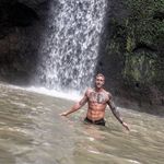 Connor Holmes - @conh25 - Instagram