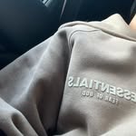 Connor Kitchen - @stars3conn - Instagram