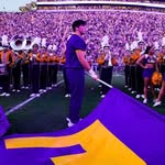 Connor Lewis - @connorlewis955 - Instagram