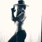 Emma Cross - @emma_constance_cross - Instagram