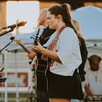 Cora Bell - @cora.cbell - Instagram