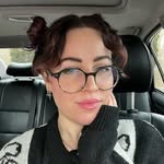 Cora Kramer - @coraofwands - Instagram