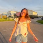 Cora Levine - @cora.jane14 - Instagram