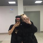 @coralevyi - Instagram