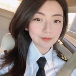 Cora 🛫 - @corapacklight - Instagram