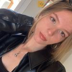cora lyons - @lyyonss - Instagram