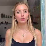 Cora Phillips - @marietenta - Instagram