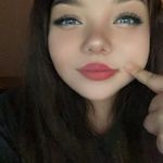 Cora Pickering - @ohheycora - Instagram
