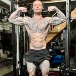 Corey Custer - @momuscles.moink - Instagram