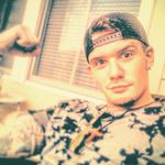 Cory Harrington - @cwayneharrington.93 - Instagram
