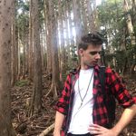 Corey Nash - @goldencorgie - Instagram