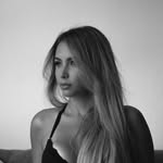 Maria Corina Castro - @macocrubi - Instagram