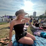 Corinne Davison 🌼 - @corinneedavison - Instagram