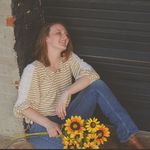 Corinne Elliott - @sunshinethroughkaleidoscopes - Instagram
