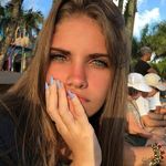 Corinne Howell - @corinnehowell2 - Instagram
