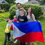 Joe, Corinne, Jack, Max and Luke - @thebippertsabroad - Instagram