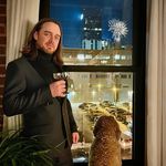 Cort Carpenter - @thecorthaus - Instagram
