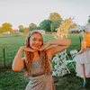 courtney farris 🦖 - @courtneyfarris_ - TikTok