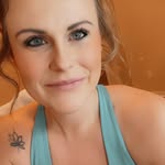 Courtney Holmes - @courtneycrunchcomo - Instagram