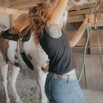 Courtney Hull - @asltiwi - Instagram