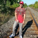 Courtney Schmidt - @larochelleross - Instagram