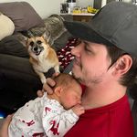 Cory Bond - @hypnoticmuffins - Instagram