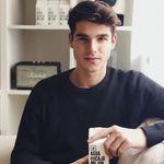 Cory Box - @frenda37 - Instagram