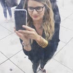 Courtenay Young - @onecorkybrokegirl - Instagram