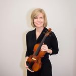 Courtney Comstock - @violincourtney - Instagram