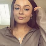 Courtney Robinson - @courtneyrobbo - Instagram
