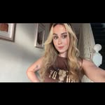 Courtney Simms - @courtney.simms.946 - Instagram