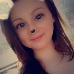 Courtney Simms - @courtney.simms.7737 - Instagram