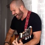 Craig Glen Foster - @seecraigsing - Instagram