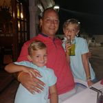Cristobal Moreno - @cristobal.moreno.923 - Instagram