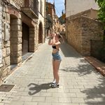 Crystal Barnard - @crystalbarnardd - Instagram