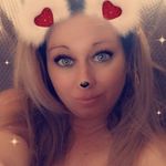 Crystal Holman - @_beautiful_badass_2019 - Instagram