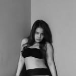 mysterious-girl - @crystal_lee_111 - Instagram