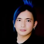 Maxie Qrystal - Facebook
