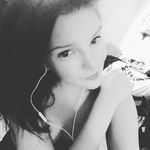 Crystal Mears - @kristaa1008 - Instagram