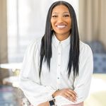 Crystal Perryman - @therapy_aint_for_the_weak - Instagram