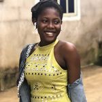 Crystal styles - @christabelcrossby - Instagram