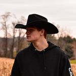 Keller Curtis - @kellercurtis7.3 - Instagram