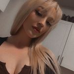 Lacey Curtis - @laceycurtis14 - Instagram