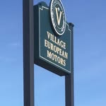 Curtis Mueller - @villageeuropean - Instagram