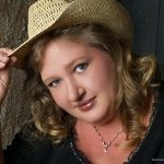 Cynthia DeWitt - @countrygurl_45 - Instagram