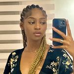 @cynthialomie - Instagram