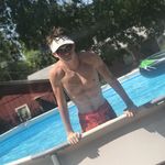 Burke - @daddy__ross - Instagram