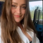 @daisyadams_ - Instagram