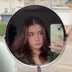 Daisy Amber - Facebook